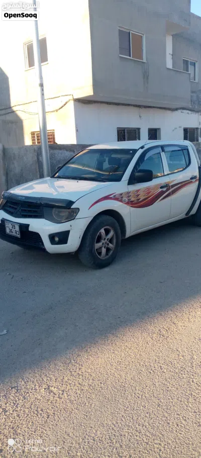 ميتسوبيشي L200 Standard 4