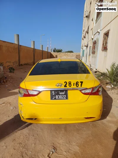 Hyundai Sonata Blue 2