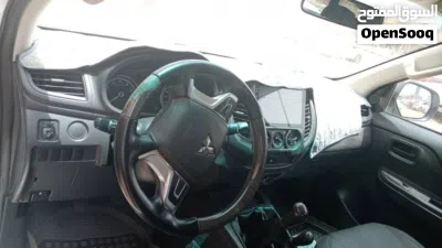 Mitsubishi L200 Standard 2