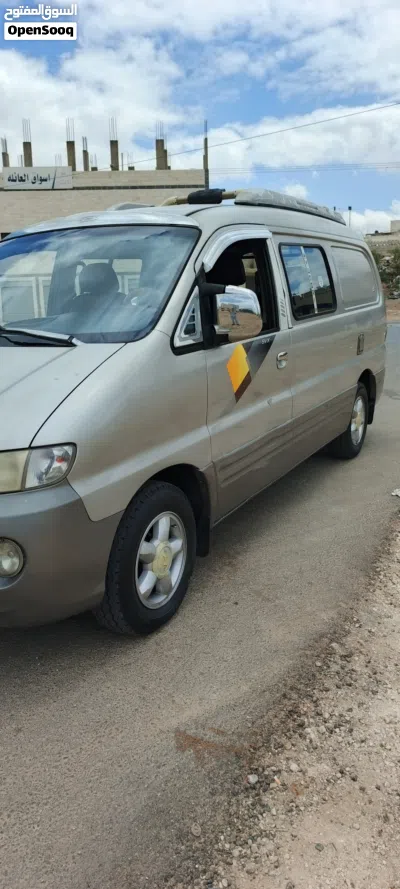 Hyundai H1 Standard 3