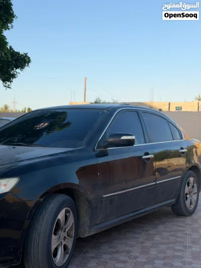 Kia Lotze 3