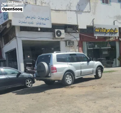 Mitsubishi Pajero GLS MID 3