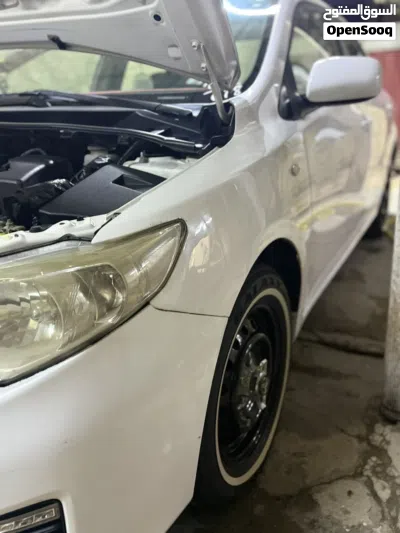 Toyota Corolla LE 3