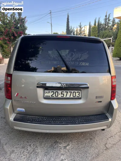 Dodge Caravan SXT 2