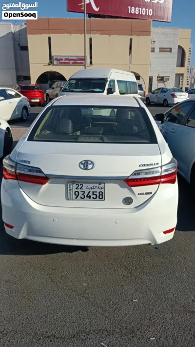 تويوتا كورولا LE 3