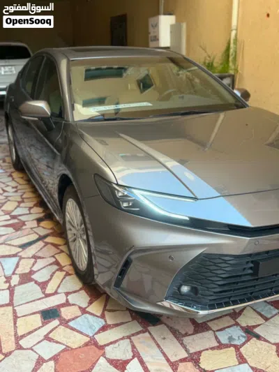 Toyota Camry LE 3
