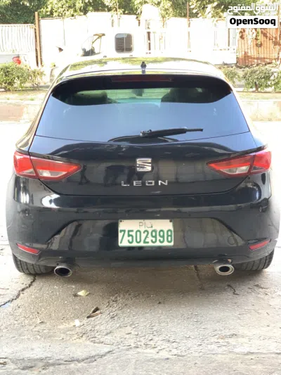 سيات ليون Standard 4