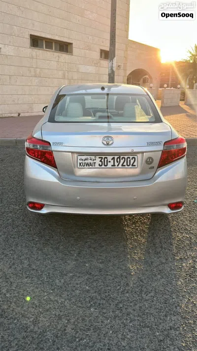 Toyota Yaris Basic 3