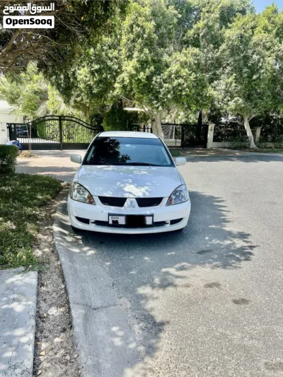 Mitsubishi Lancer GLX 3
