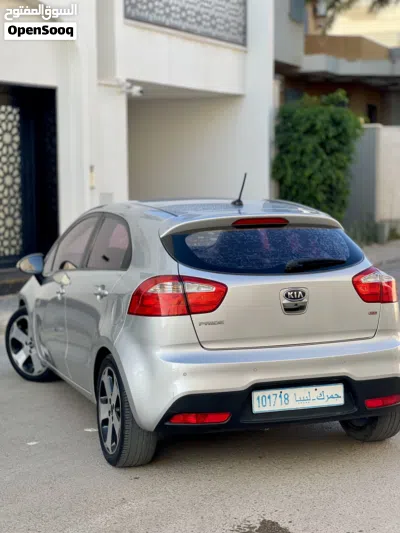 كيا برايد GT-Line 4