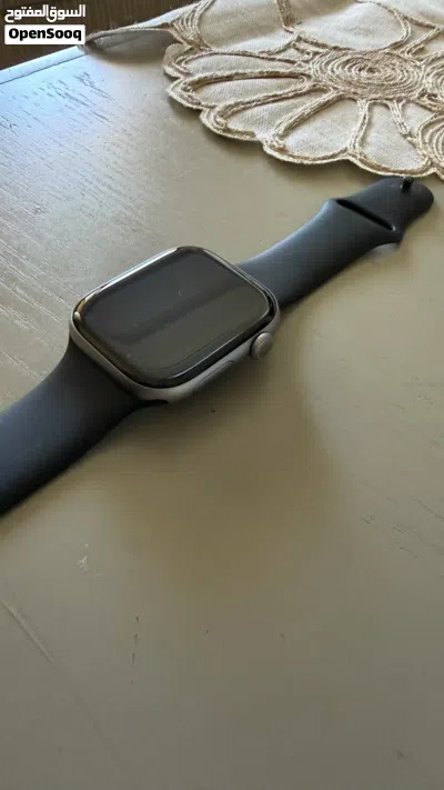 Apple Watch Series 11 (46mm) Space Gray 3