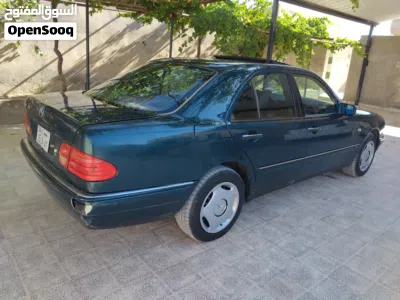 Mercedes Benz E-Class E 280 2