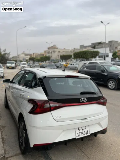 هيونداي i20 GL 4