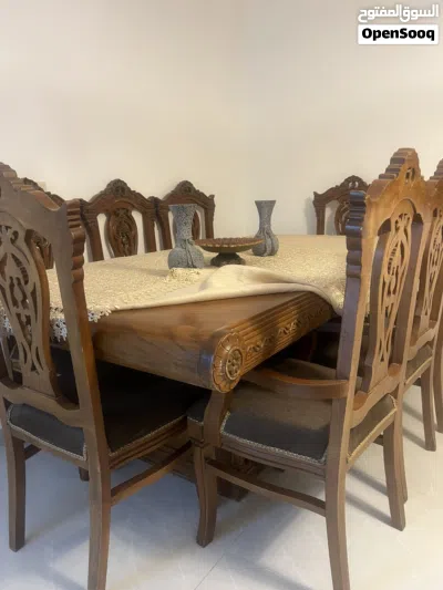 سفرة طعام 8 كراسي 2