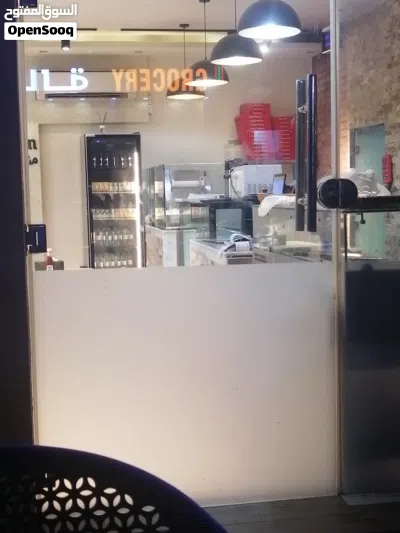 مطعم جاهز مع جميع أغراض المطعم 2