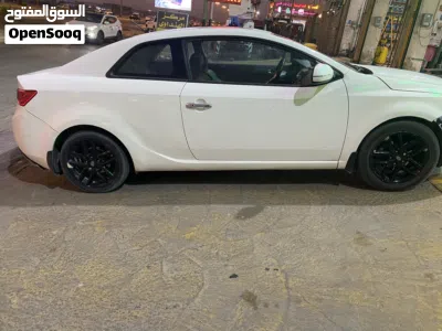 Kia Cerato Standard 2