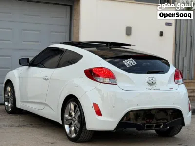 Hyundai Veloster Sport 2