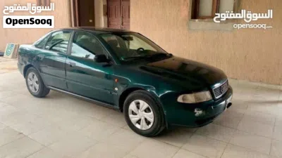 أودي A4 Sedan 2