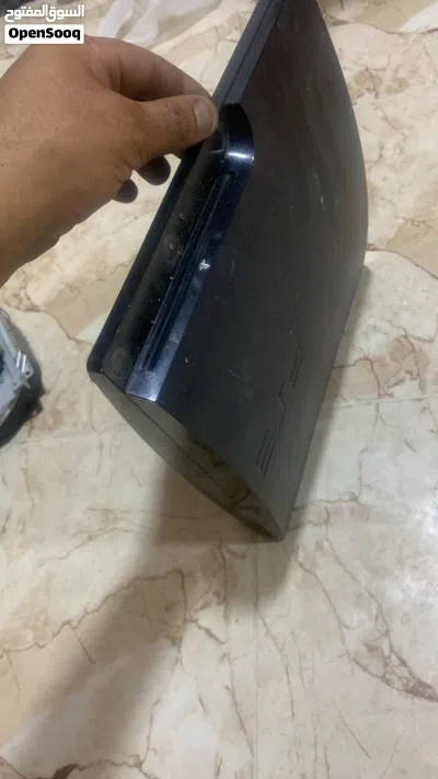 جهاز عاطل كارت الشاشه فحم ابيع 20 الف هوه وتلوصيل بدون هارد شباب 3