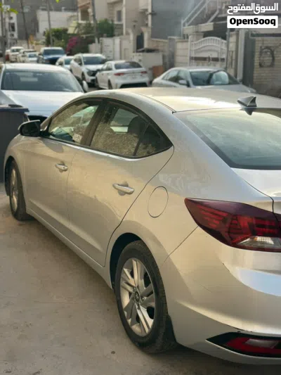 هيونداي النترا SEL 4