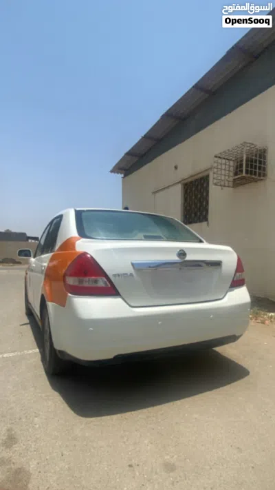 Nissan Tiida 2