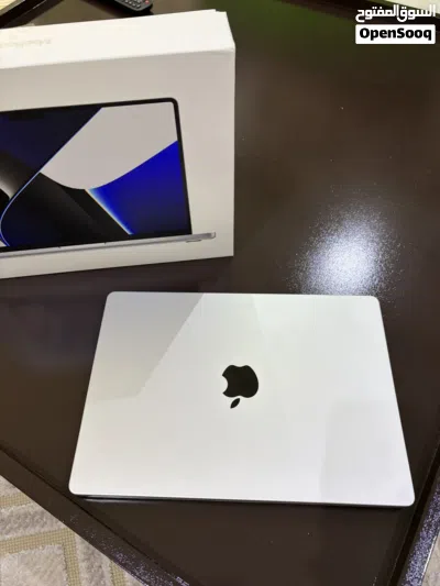 MacBook Pro M1 Pro 16gb ram 512SSD 98% Battery 3