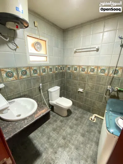 استوديو راقي و اثاث جديد بالخوير Elegant Studio with new furniture in Al Khuwair 4