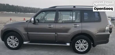 Mitsubishi Pajero GLS 4