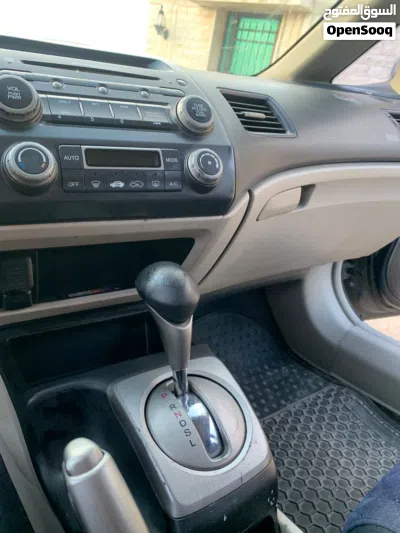 هوندا سيفيك DX 4