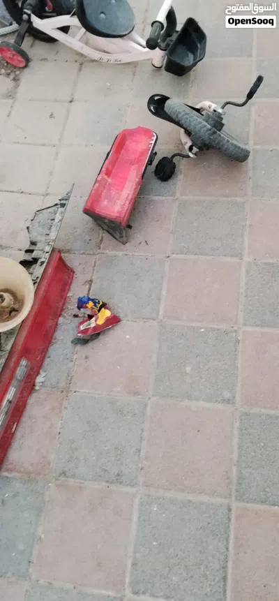 للبيع اضاءه اماميه وخلفية دودج تشالنجر 2