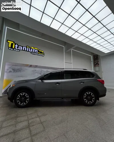 Nissan Pathfinder SL 4