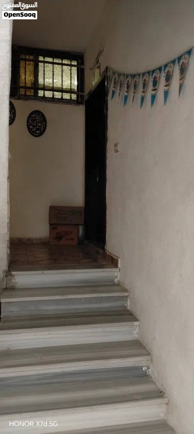 شقة في ابو عليا خلف دوار ابو بشار بجانب سوبرماركت سلام 2