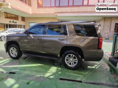 Chevrolet Tahoe LS 4