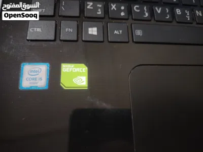 TOSHIBA SATELLITE SKULLCANDY CORE i5-6200U. NIVIDIA GEFORCE 930M. 4