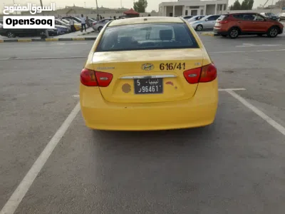هيونداي افانتي Standard 3