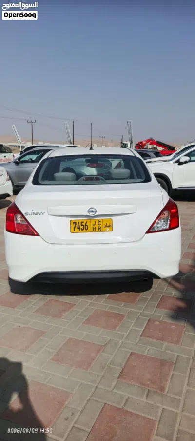 نيسان صني Standard 4