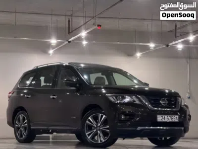 Nissan Pathfinder SV 2