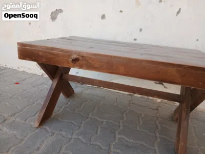 طاوله خشب كلاسيك مالها الا شهرين 2