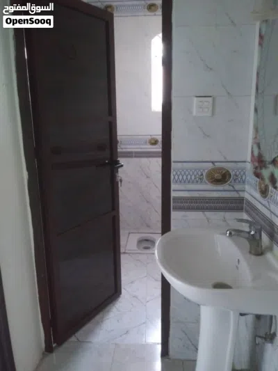 عماااااره تجاريه استثماريه للبيع سعوان 3