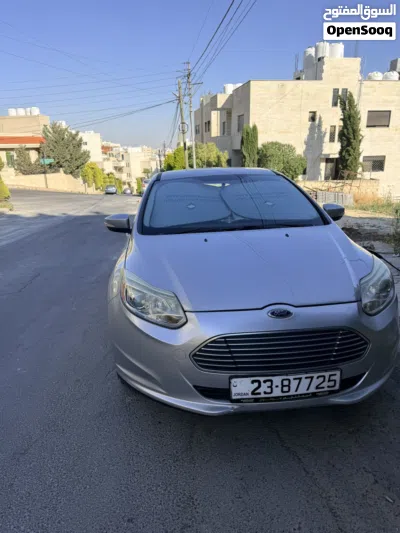 فورد فوكس Standard 2