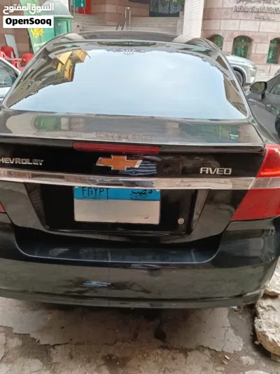 Chevrolet Aveo Base 2