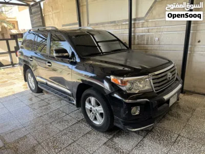 Toyota Land Cruiser GXR 3