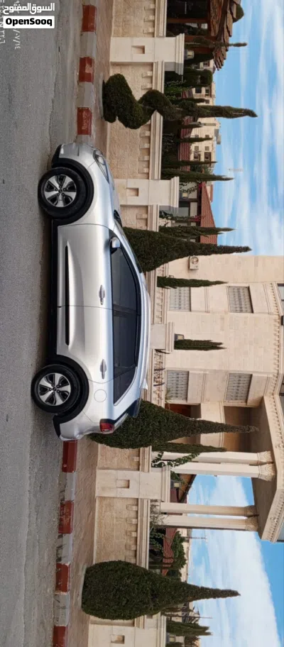 Kia Niro EX 4