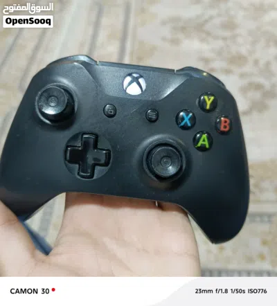 اكس بوكس وان اس سعره 140 بس 4
