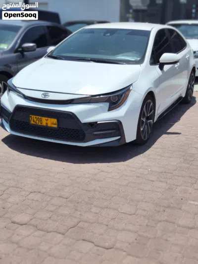 Toyota Corolla SE 3