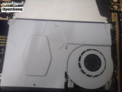 سوني فور مستعمله شهر والقيمه 100ريال مع الاجهزه وشريط فيفا 2019 2