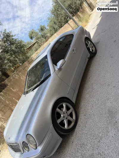 Mercedes Benz CLK-Class CLK 200 2