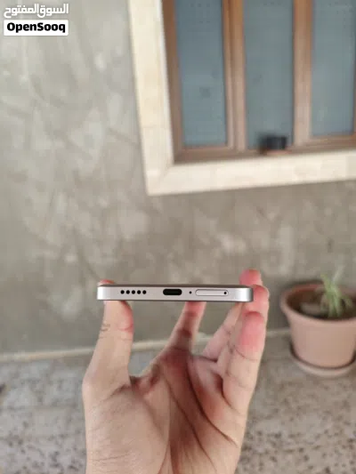 بوكو F6 الرام 12+256/12 نظيف 3