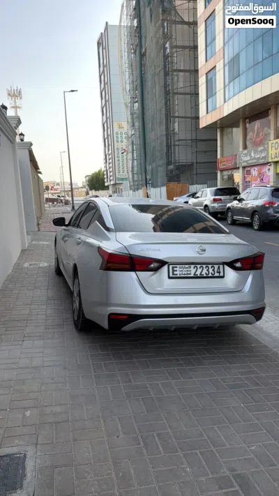 نيسان التيما Standard 2