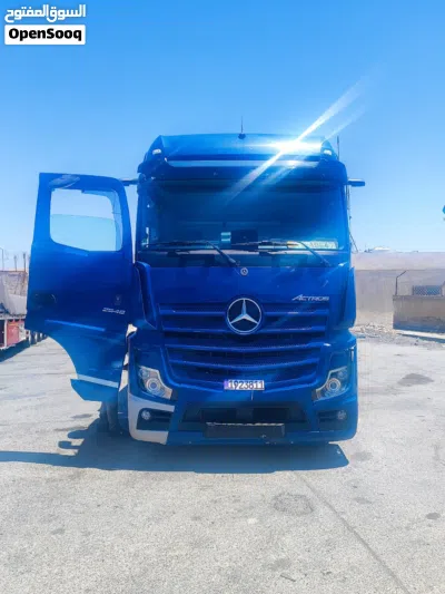 مرسيدس سنقل موديل 2021قياس2548 فل إضافات حره غير مجمرك راكب عليه صندوق 3